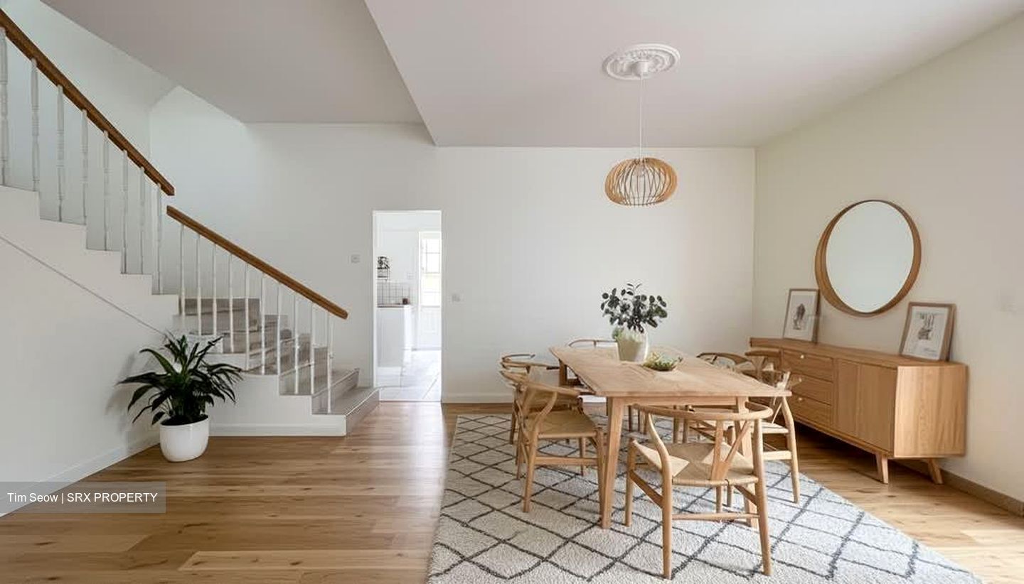 Everitt Road (D15), Terrace #563258131